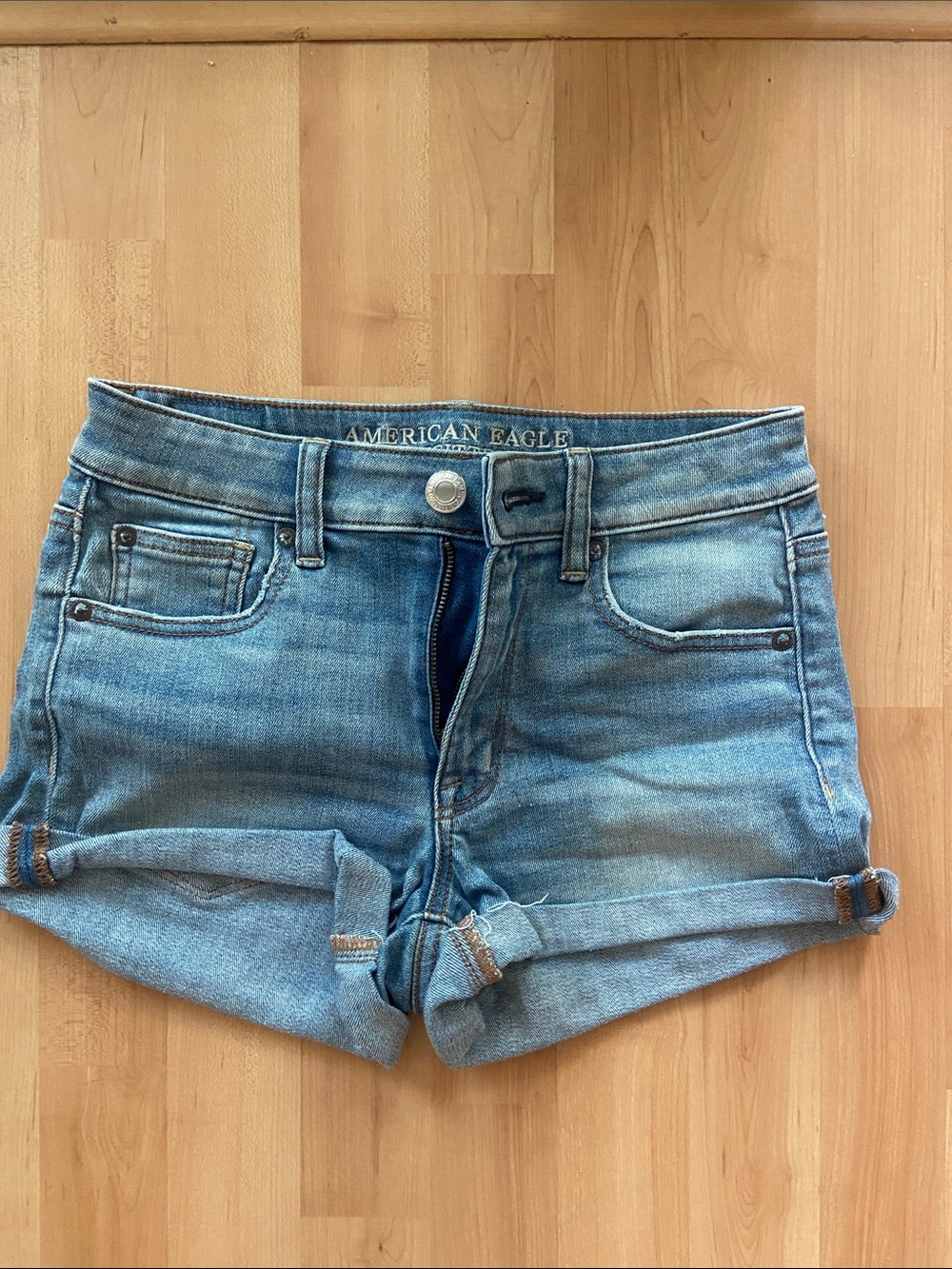American Eagle Outfitters Super Stretch Hi Rise Shortie